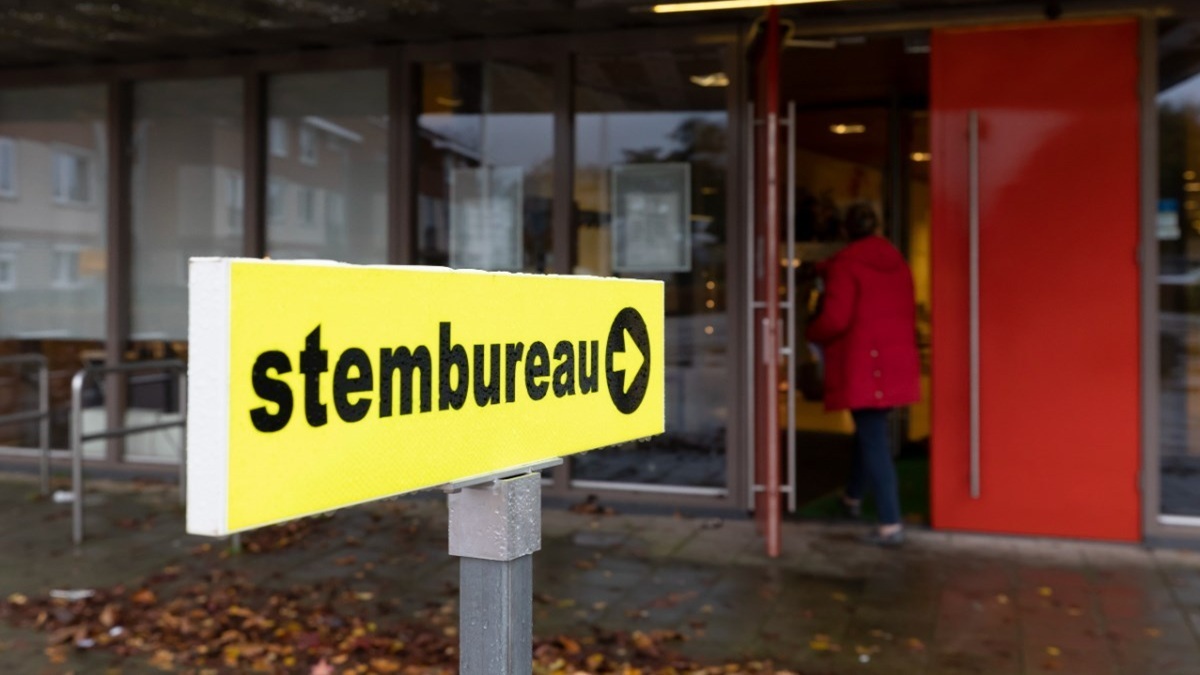 Stembureau banner